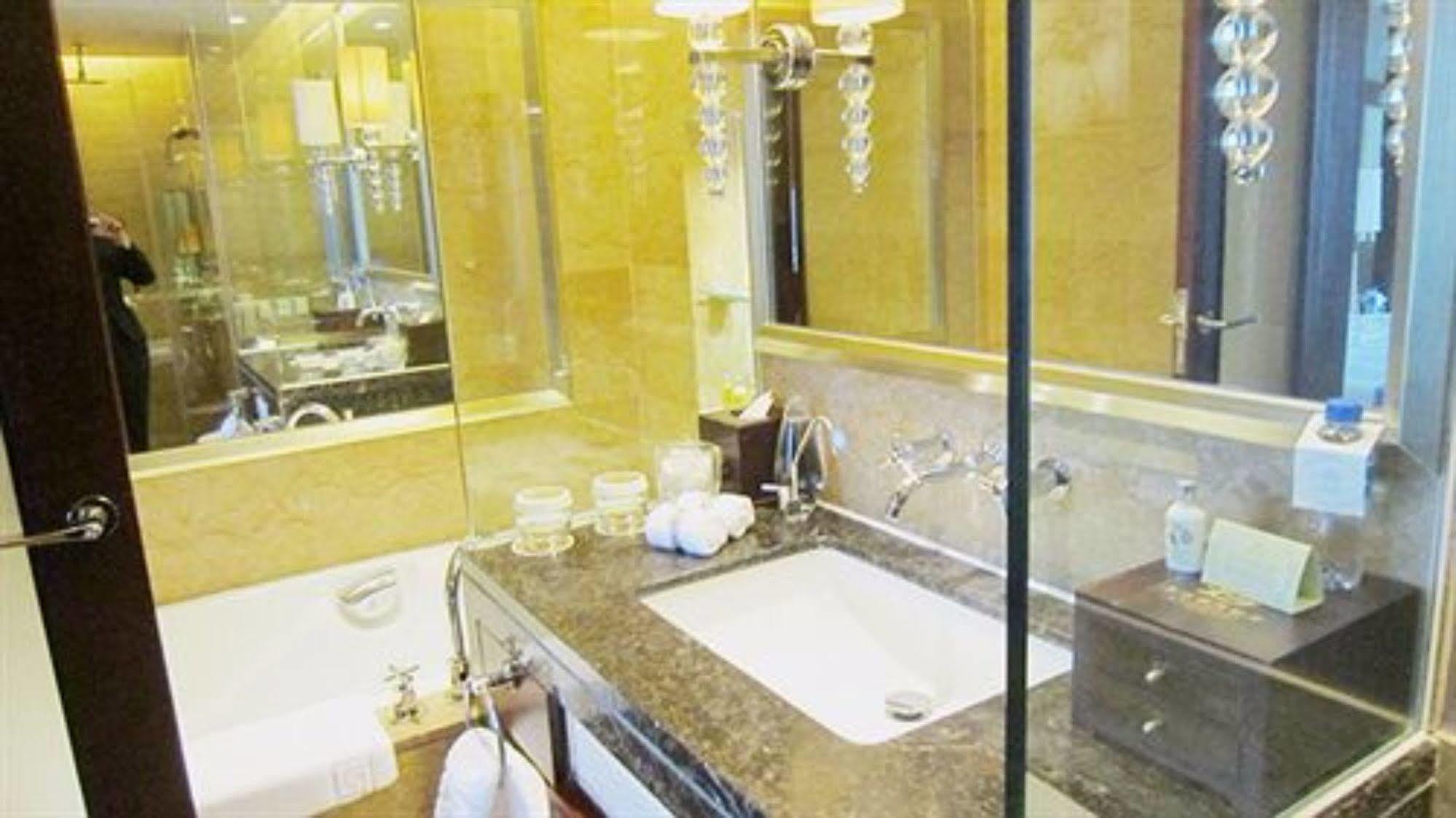 Langfang International Hotel Kültér fotó